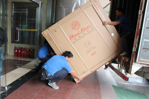庐山钢琴贵重工艺品无忧运